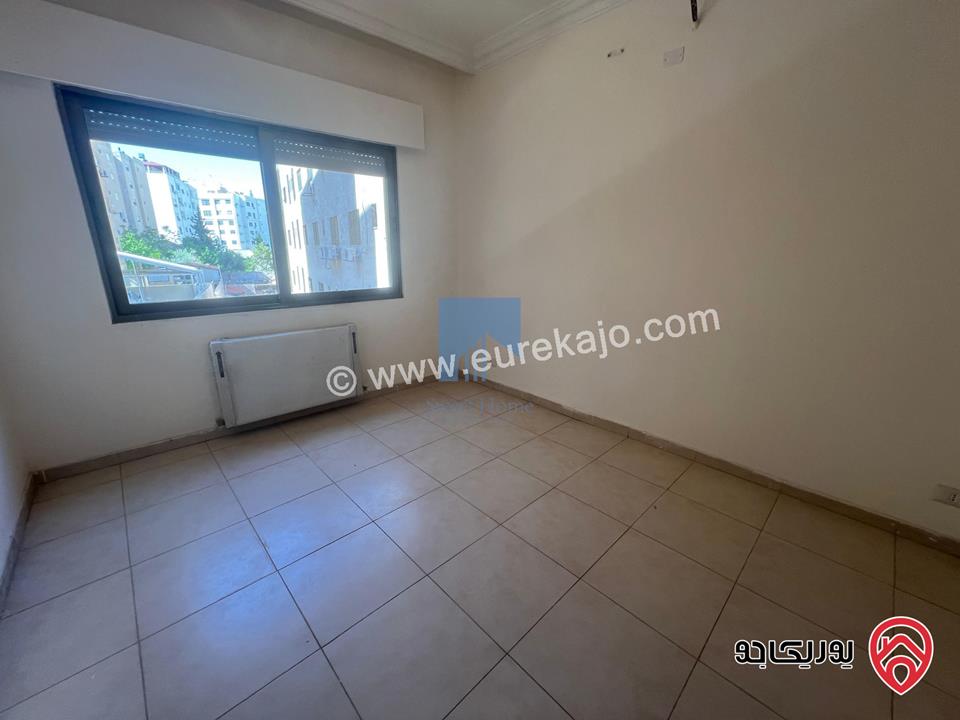 شقة طابق ثاني 167م تشطيب سوبر ديلوكس للبيع في عمان - خلدا