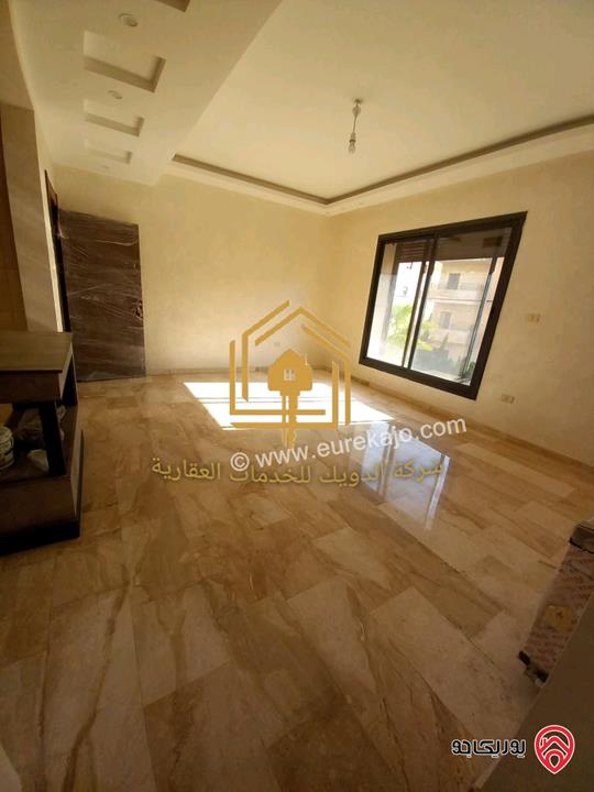 شقة جديدة لم تسكن طابق اول مساحة 180م للإيجار في عمان - خلدا 