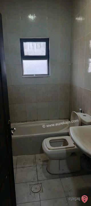 شقة طابق ثالث مساحة 130م للبيع بالاقساط في عمان - ام نوارة 