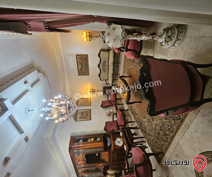 شقة مساحة 180م طابق ثاني للبيع في عمان - ام اذينة تشطيبات سوبر ديلوكس اطلالة على الابراج