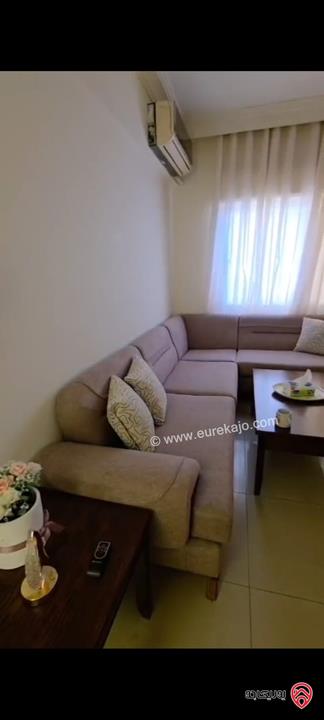 شقة طابق اول مساحة 130م للبيع في عمان - الجبيهة 