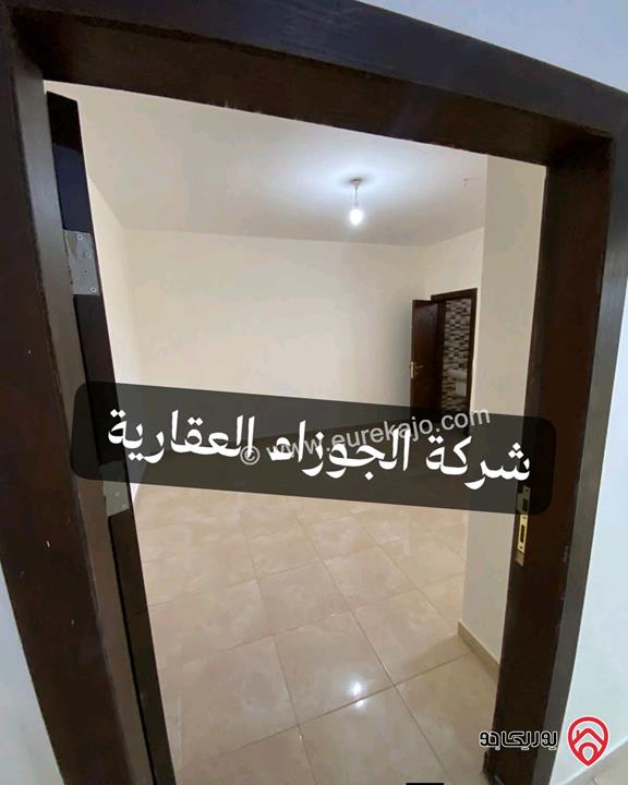 شقة فارغة شبه ارضية مساحة 200م مع حديقة 20م للايجار في عمان - البنيات