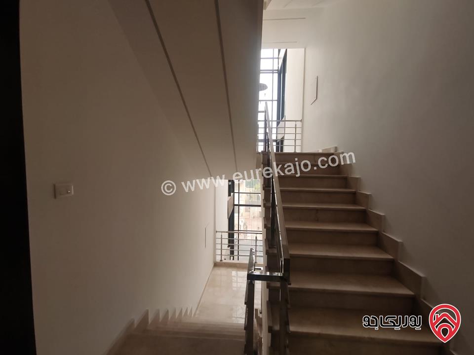 شقة مساحة 251م طابق ثاني للبيع في عمان - عبدون الشمالي