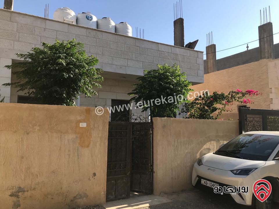 منزل مستقل مساحة 150م على أرض 317م للبيع في محافظة البلقاء - عين الباشا