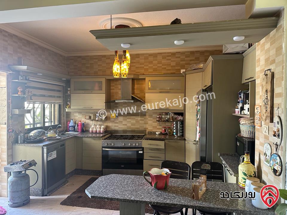 شقة مميزة مساحة 150م داخلي و 140م خارجي للبيع في عمان - ضاحية الرشيد - قرب مدارس ريتال