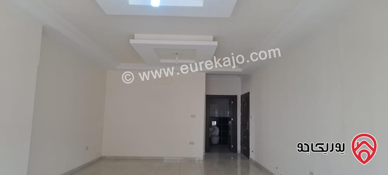 شقة ارضية مساحة 180م داخلي و 40م خارجي للبيع في عمان - ربوة عبدون  