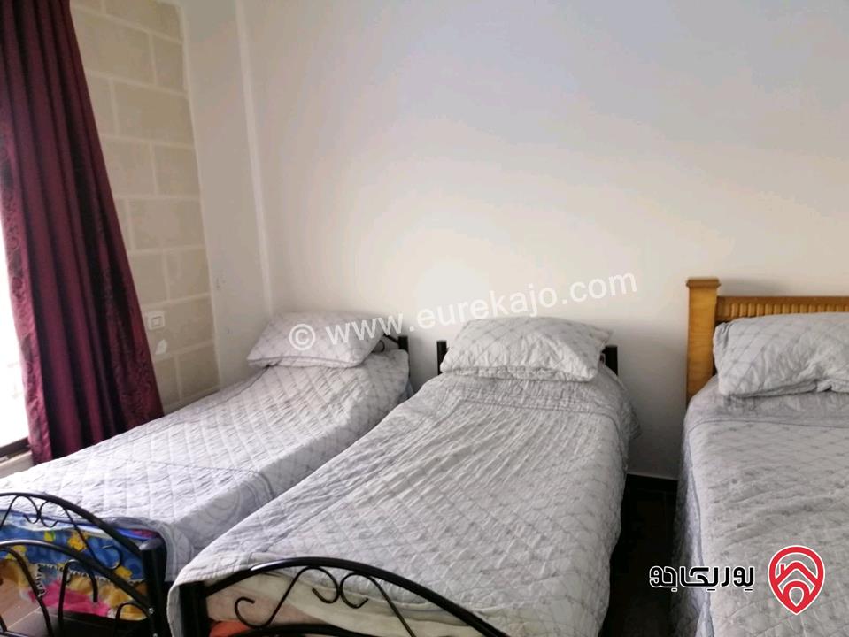 مزرعة مساحة الأرض 4 دونم و 500م والبناء 150م للبيع في المفرق - رحاب