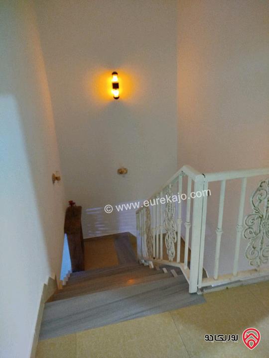 مزرعة مساحة الأرض 4 دونمات مع شاليه 250م للبيع في جرش خلف جامعة فيلادلفيا