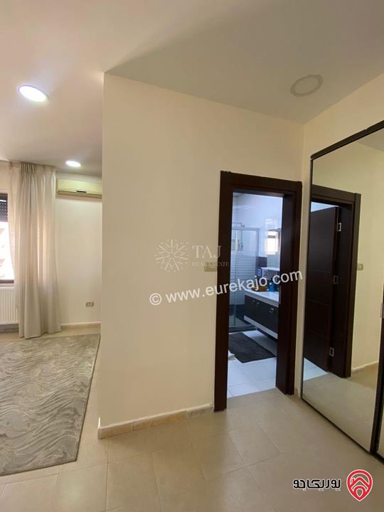 شقة مفروشة فاخرة طابق ثالث مساحة 204م للبيع أو للايجار في عمان - عبدون