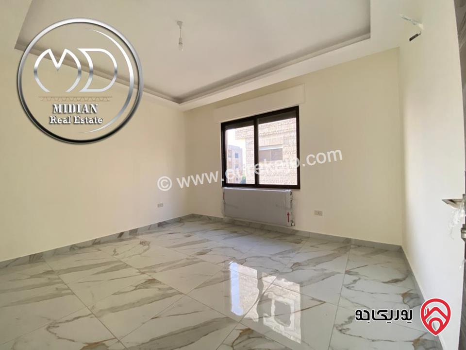 شقة دوبلكس جديدة للبيع في عمان - خلدا العوجانية طابق أخير مع روف مساحة 250م مع تراسات اطلالة رائعة بسعر مميز