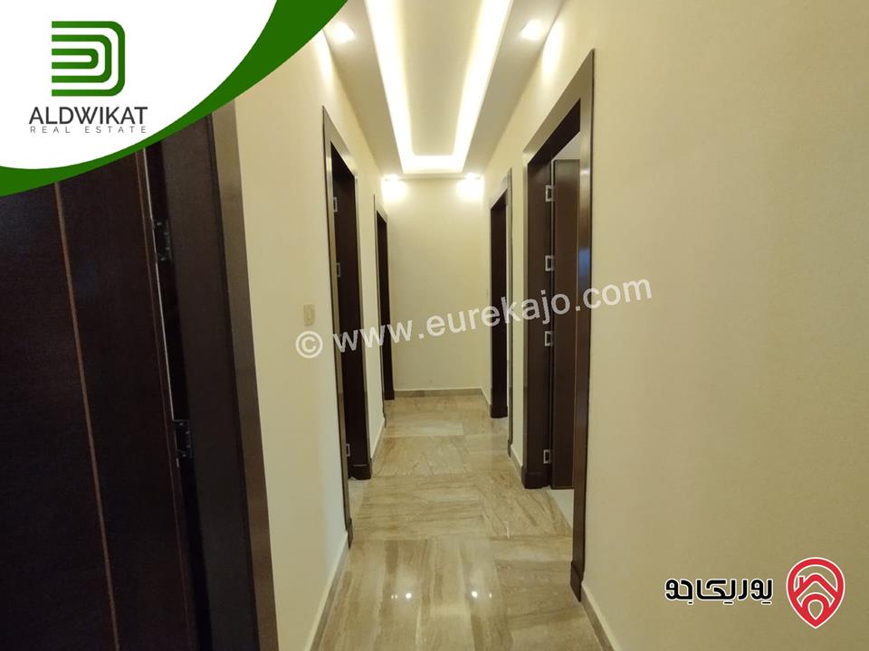 شقة طابق ارضي مساحة البناء 200م ومساحة الحديقة 150م للبيع في عمان - دابوق