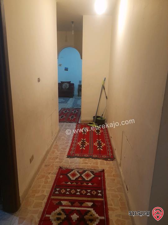 شقة طابق أرضي مساحة 90م للبيع في عمان - ابو نصير