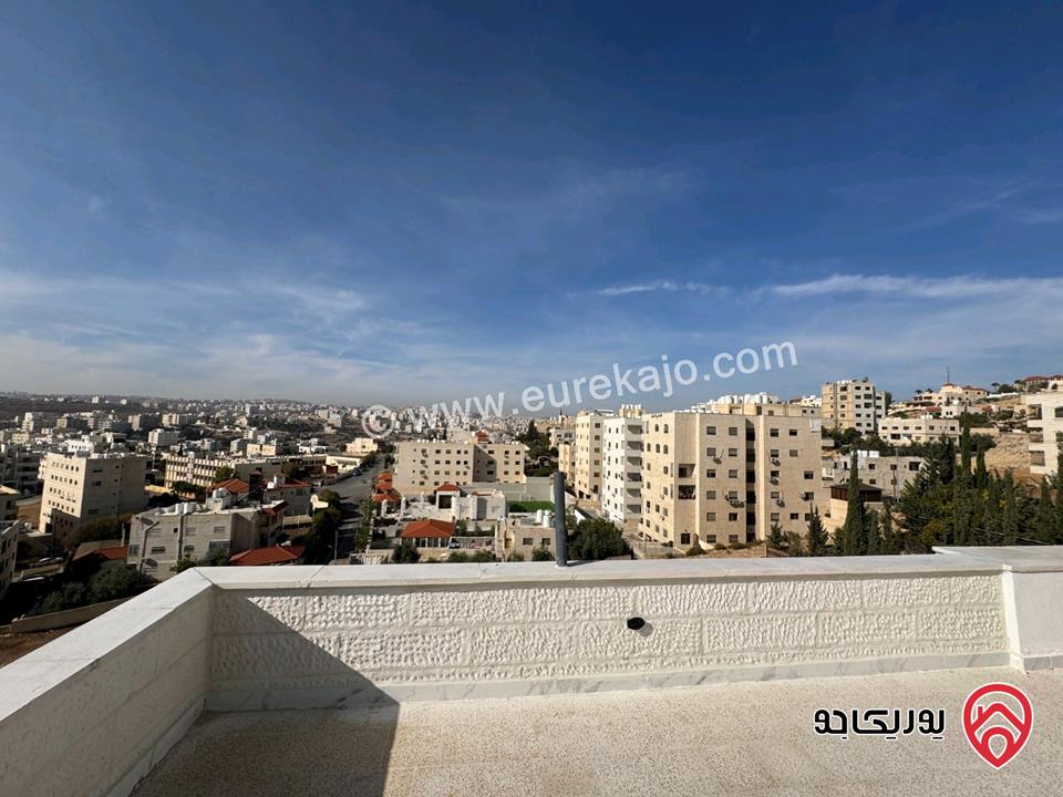 شقة بتشطيبات سوبر ديلوكس طابق أخير مع روف مساحة 175م للبيع في عمان - شفا بدران 