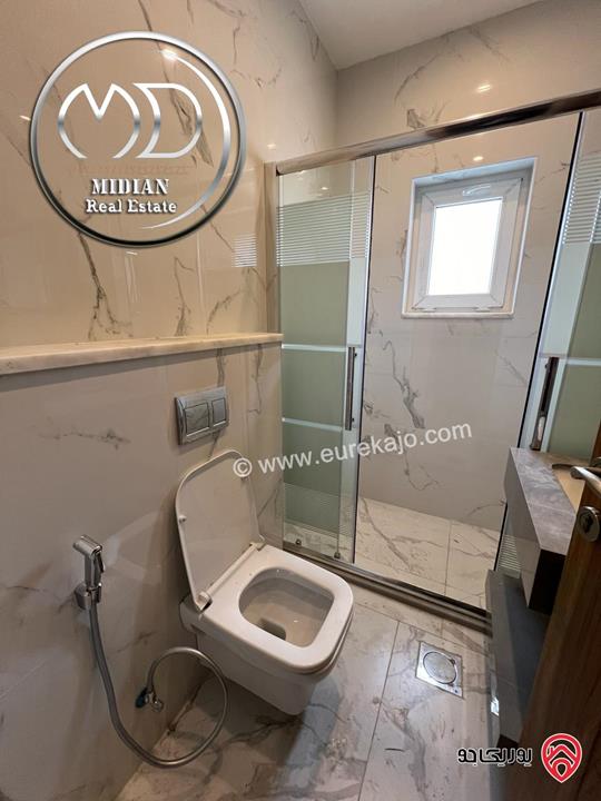 شقة أرضية للبيع في عمان - خلدا مساحة 185م مع ترس 40م تشطيبات سوبر ديلوكس جديدة لم تسكن بسعر مميز