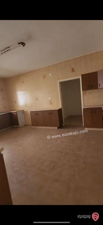 عمارة سكنية على أرض 1 دونم و 350م للبيع في عمان - جبل الحسين
