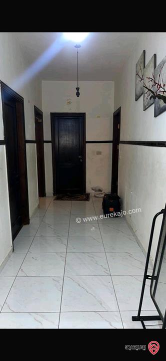 بيت مستقل مساحة 600م على أرض 700م للبيع في عمان - ابو السوس بالقرب من الجامعة الجديدة 