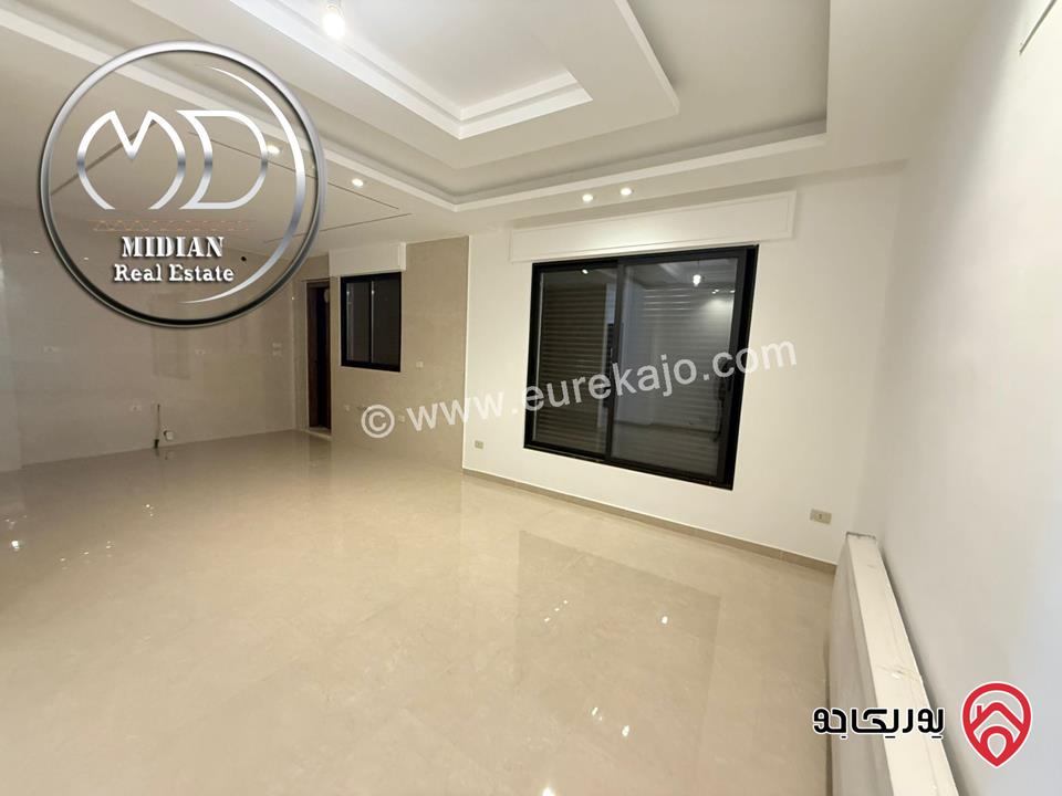 شقة دوبلكس جديدة للبيع طابق مع روف في عمان - ضاحية النخيل مساحة 235م مع تراسات تشطيبات ديكورات فاخرة اطلالة رائعة