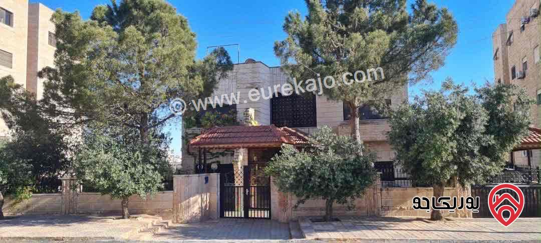 بيت مستقل مساحة 400م على أرض 1 دونم و 79م للبيع في عمان - طبربور