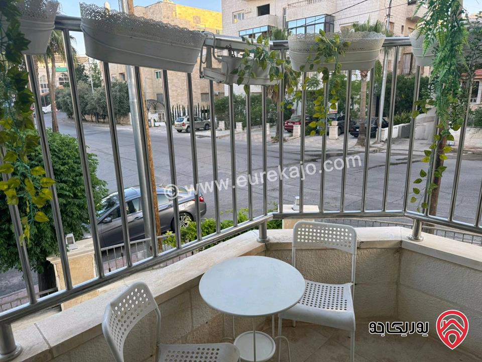 شقة طابق ارضي معلق مساحة 200م للبيع في عمان - ام السماق