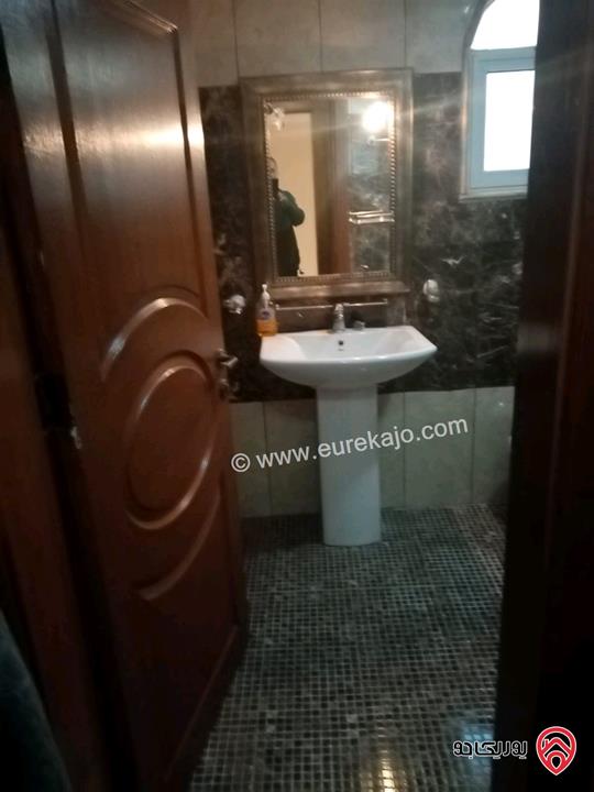 فيلا مساحة 900م على أرض 733م للبيع في عمان - شفابدران عيون الذيب مميزة جدا 