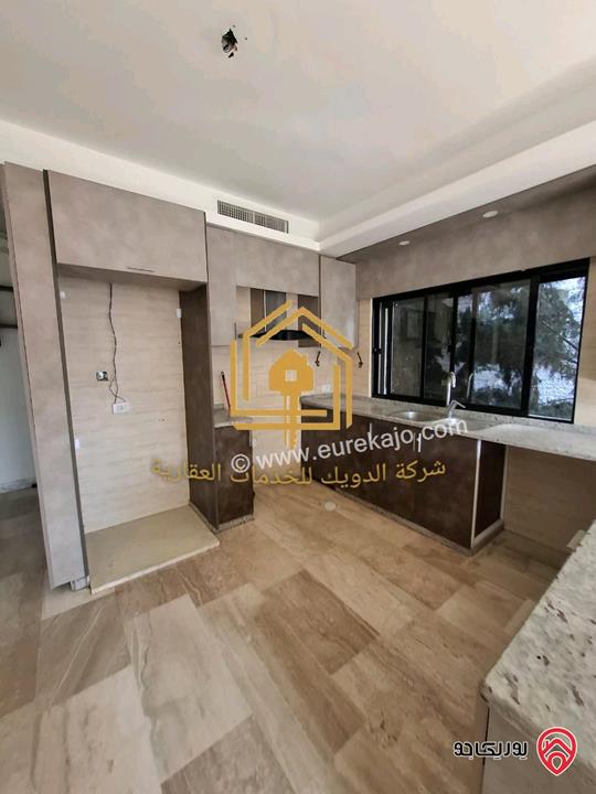 شقة فارغة طابق ارضي مساحة 100م للإيجار في عمان - دير غبار 