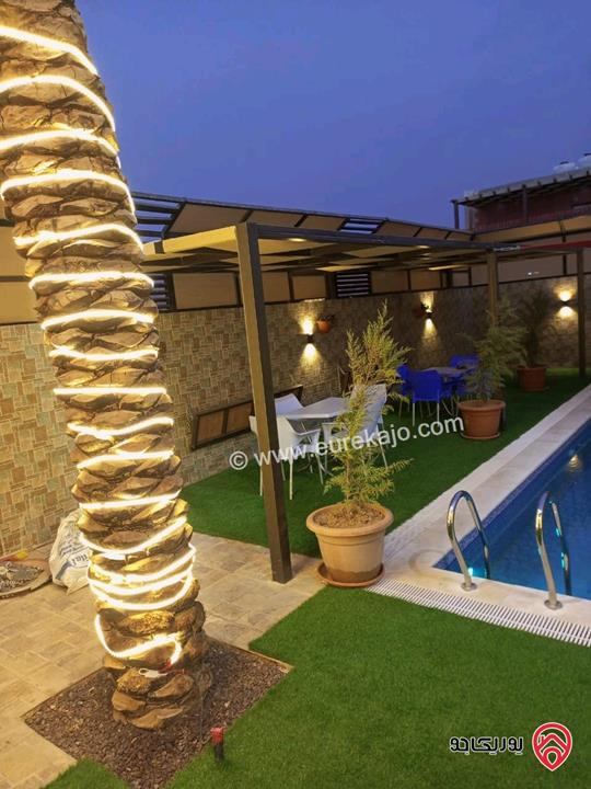 شاليه مساحة البناء 210م على أرض 300م للبيع بالأغوار - الروضة العلوية 