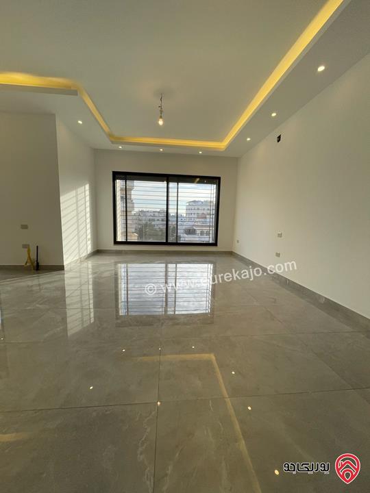 شقة طابق ثاني مساحة 180م للايجار في عمان - الكرسي