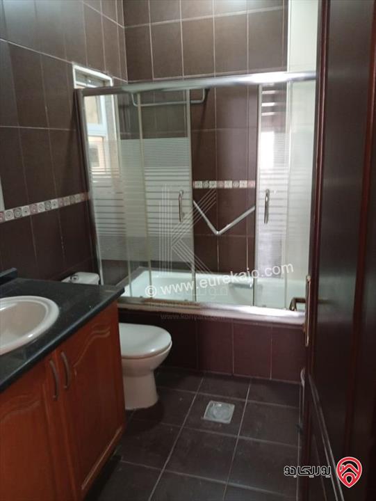 شقة مميزة مساحة 145م طابق ثاني للبيع في عمان - ضاحية الأقصى