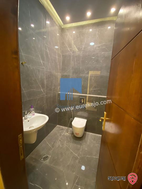 شقة أرضية 210م مع ترسات 170م للبيع في عمان - عرقوب خلدا - قرب خزان ماء (حاووز)