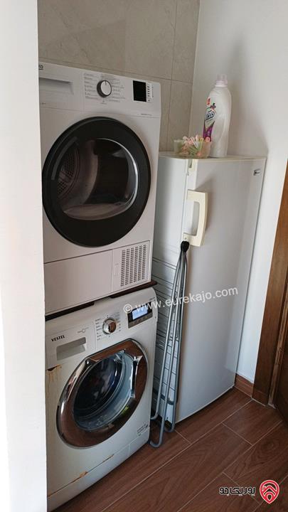 شقة طابق أخير مع روف دوبلكس مساحة 350م للبيع في عمان - خلدا قرب مدارس ساندس 