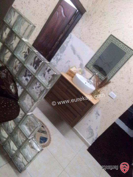 بيت شبه فيلا مساحة 247م على ارض 508م للبيع في عمان - البيضاء 
