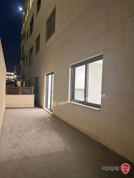 شقة سوبر ديلوكس فاخرة طابق شبه ارضي مساحة 190م داخلي و 70م خارجي للايجار في عمان - دير غبار 