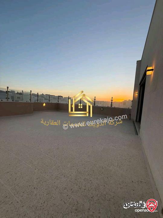 شقة جديدة دوبلكس ثالث مع روف مساحة 250م للإيجار في عمان - ضاحية النخيل 