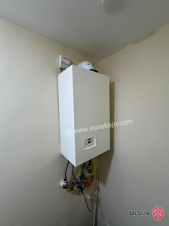 شقة فاخرة مساحة 180م طابق أول للبيع في عمان - الجبيهة 