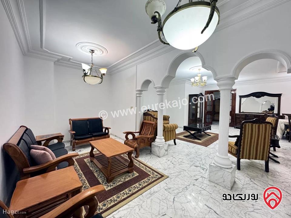 شقة فارغة طابق ثاني مساحة 250م للايجار في عمان - عبدون