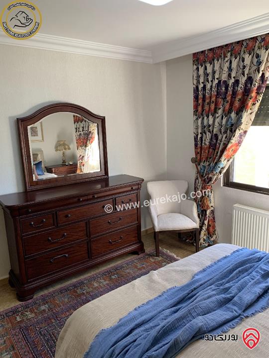 شقة مفروشة طابق ثاني 140م تشطيب سوبر ديلوكس للبيع في عمان - ضاحية الأمير راشد