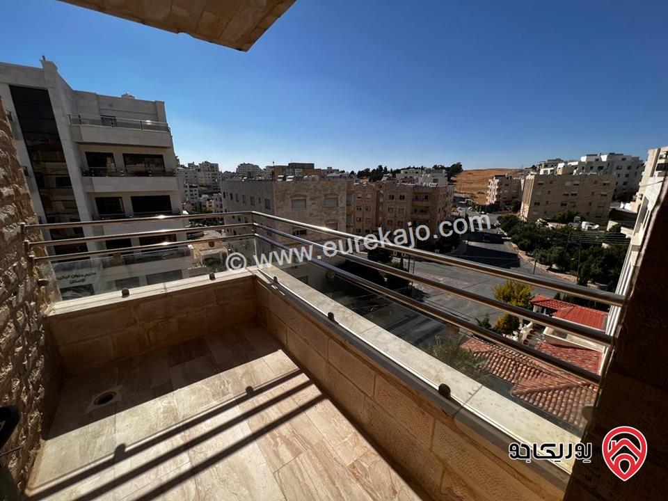 شقة فاخرة طابق ثالث مساحة 283م للبيع في عمان - خلدا - مباشرة من المالك