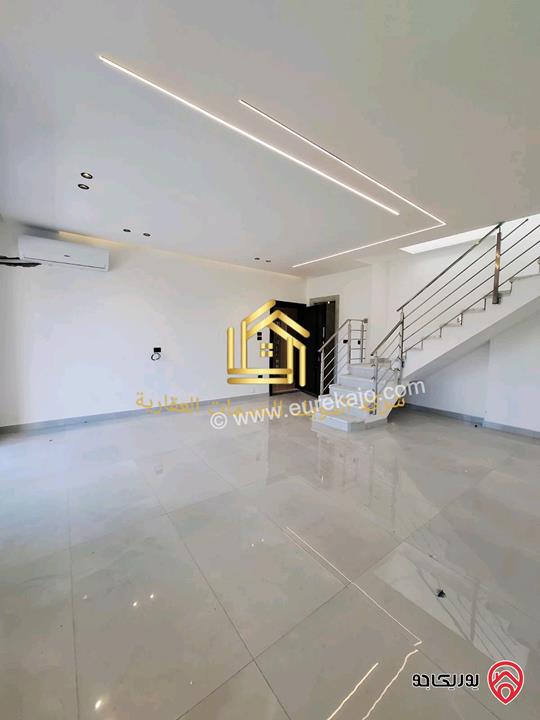 شقة دوبلكس لم تسكن مساحة 170م للايجار في عمان - البنيات 