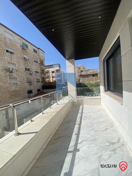 شقة فاخرة طابق ثاني مساحة 200م تشطيب سوبر ديلوكس لم تسكن للبيع في عمان - تلاع العلي