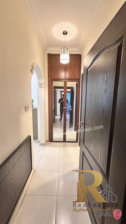 شقة سكنية مميزة مساحة 130 متر طابق ثاني للبيع في عمان - ضاحية النخيل 