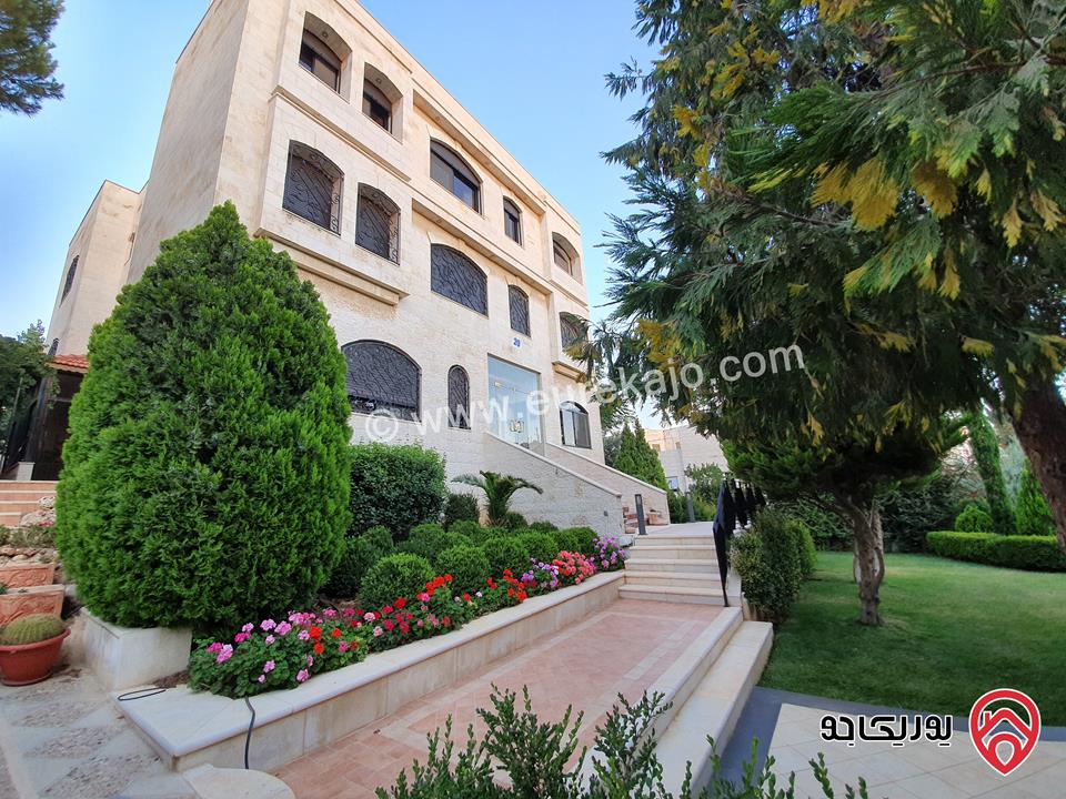 Newly Furnished Classy Apartment 220 Sqm in a Peaceful Family Building For rent in Amman - Dahiyet Alrasheed Walk to Univ.of.Jord. St. & Qasid