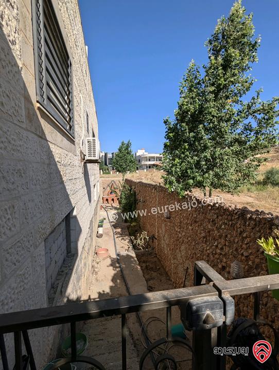 ڤيلا مساحة 700م على أرض 815م للبيع في عمان - مرج الحمام بلعاس