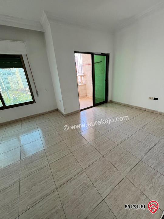 شقة فارغه طابق اول مساحة 140م للايجار في عمان - ضاحية الياسمين