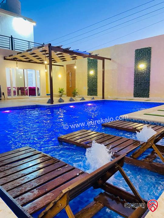 شاليه مساحة الأرض 624م ومساحة البناء 150م للبيع في البحر الميت