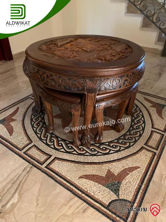 شقة فاخره ارضية دوبلكس مفروشة للبيع او للايجار في عمان - عبدون مساحة البناء 340 م مساحة الحديقة 100م والترس 10م