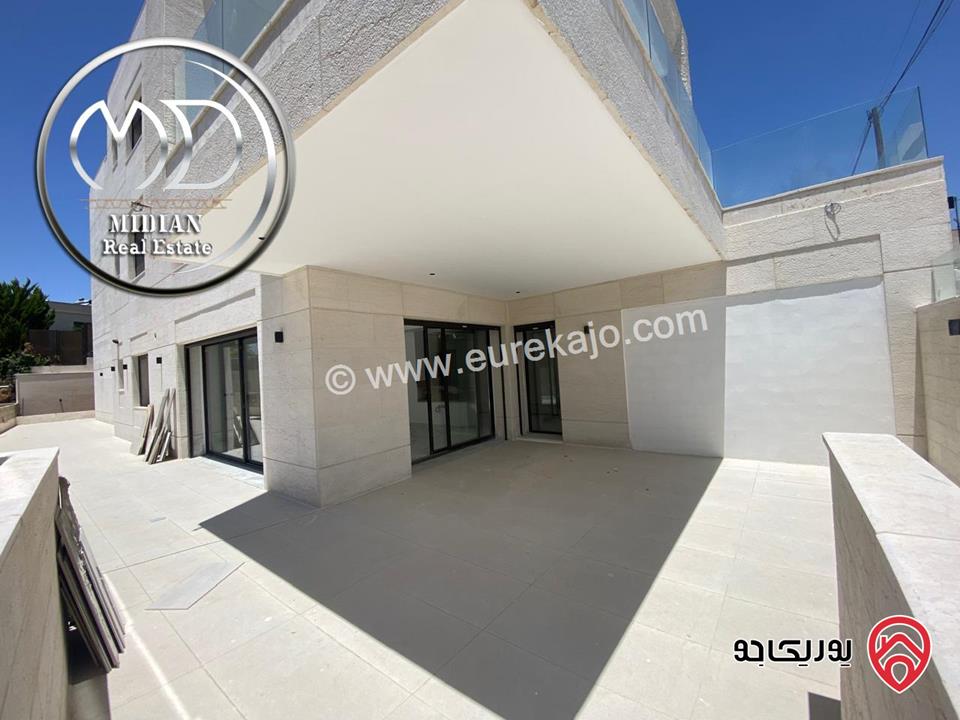 رووف طابقي فارغ للايجار في عمان - الكرسي مساحة 400م مع تراسات تشطيبات و ديكورات عصرية فاخرة جديد لم يسكن اطلالة رائعة