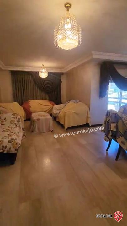 شقة طابق ثاني مساحة 190م للبيع في عمان - الشميساني 