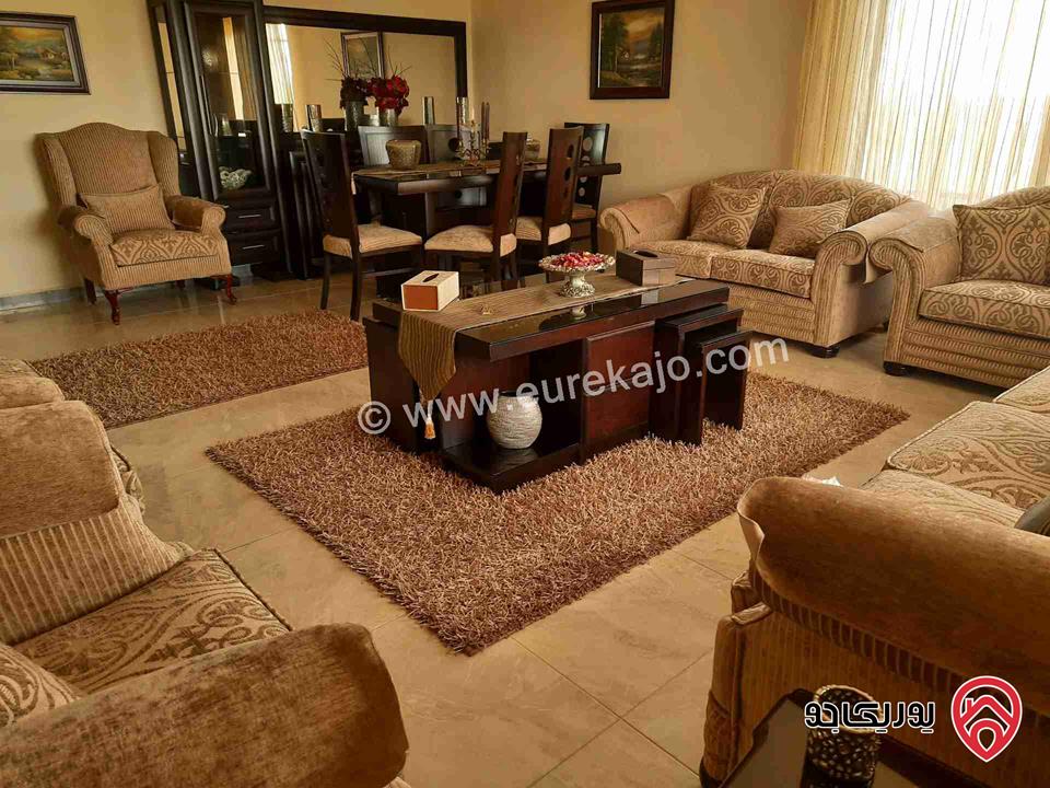 شقة مساحة 230م طابقية للبيع في عمان - اليادودة اسكان الصيادلة 