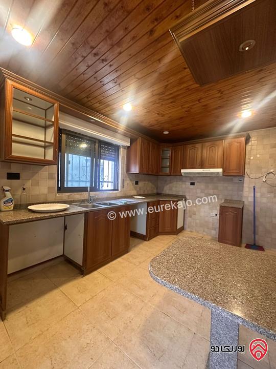 روف فارغ مساحة 100م للايجار في عمان - خلدا 