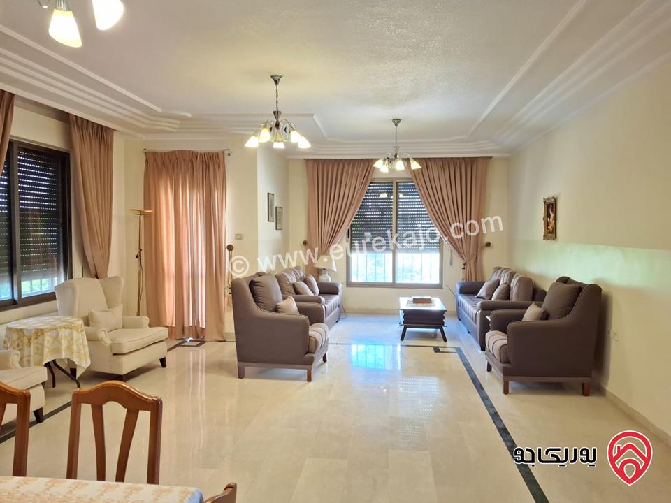 شقة طابقية مساحة 208م طابق ثاني للبيع في عمان - دير غبار